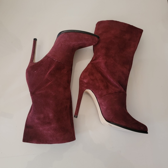 BCBGeneration Suede Stiletto heeled Burgundy booties Almond Toe Size 7 - Picture 4 of 10